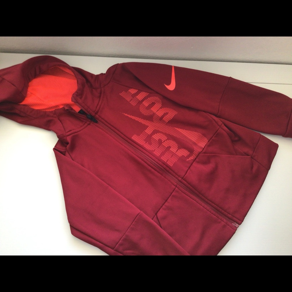 Boys zip up sweater.